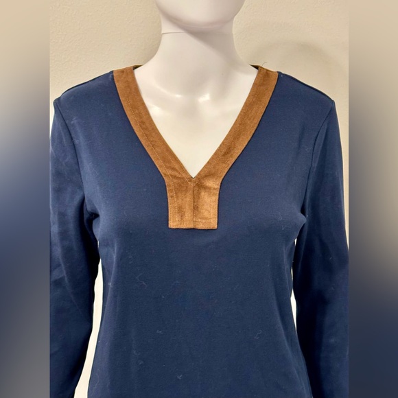 Lauren Ralph Lauren Size M. Blue cotton V-neck sweater with suede trim. Like new - Picture 8 of 13